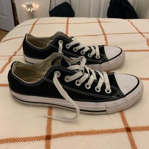 Womens black Converse
